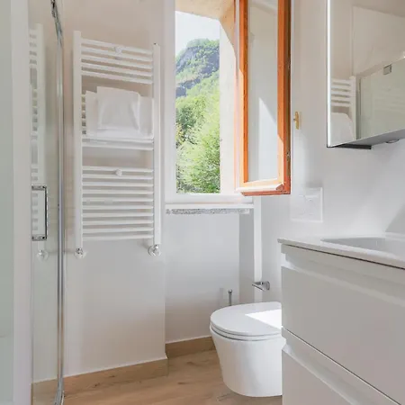 Golden Vista - By Myhomeincomo