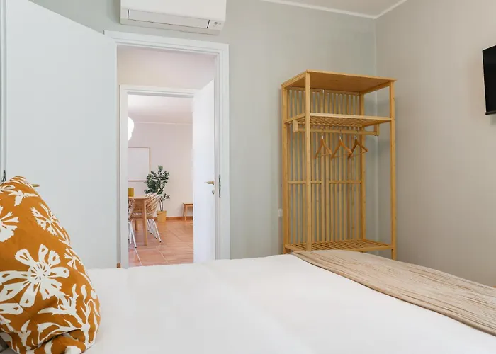 아파트 Golden Vista - By Myhomeincomo *